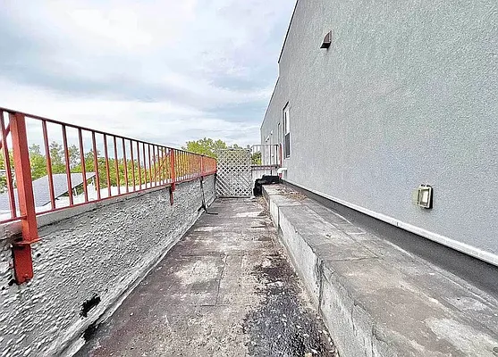 Rented by Reavis | media 21