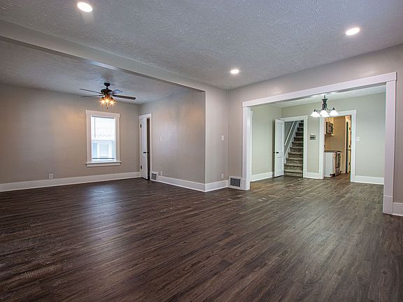 4th image of 4418 Marcy St