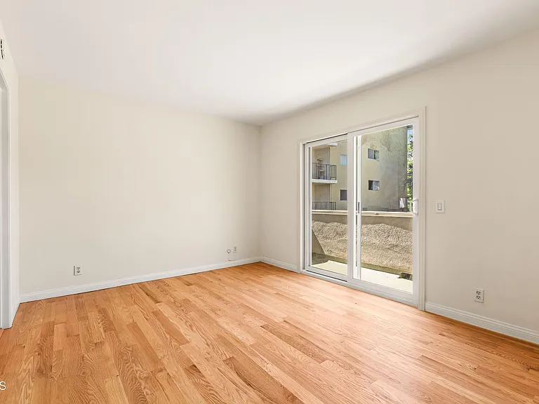 477 S Euclid Ave #477E — Photo 11
