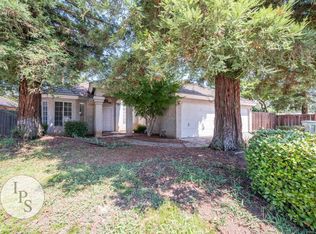 1936 E Quincy Ave, Fresno, CA