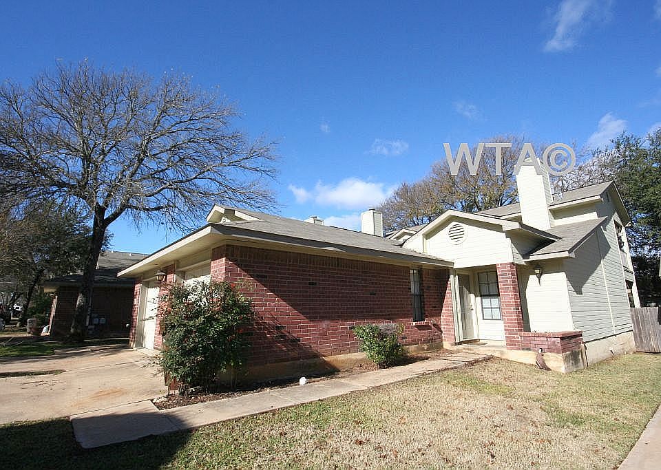 1st image of 9600 Woodvale Dr
