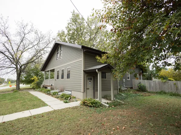 1319 W 4th St S, Newton, IA 50208