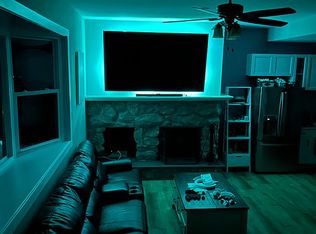 4005 Pitzen Rd, Johnsburg, IL 60051