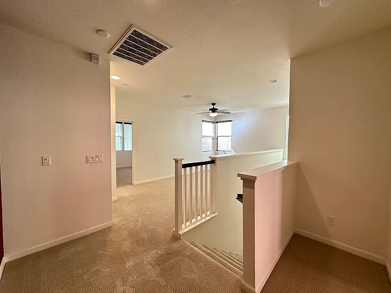 789 Carbon Ct — Photo 9