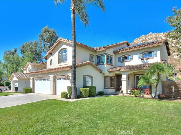 10142 Lake Summit Dr, Moreno Valley, CA 92557
