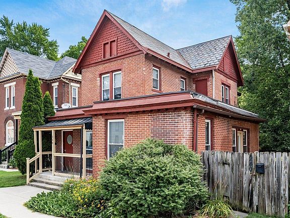 3rd image of 238 Miller Ave