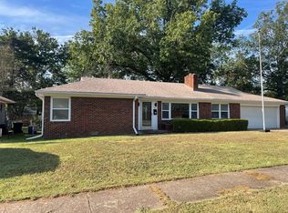 721 W Oak St, Independence, KS 67301