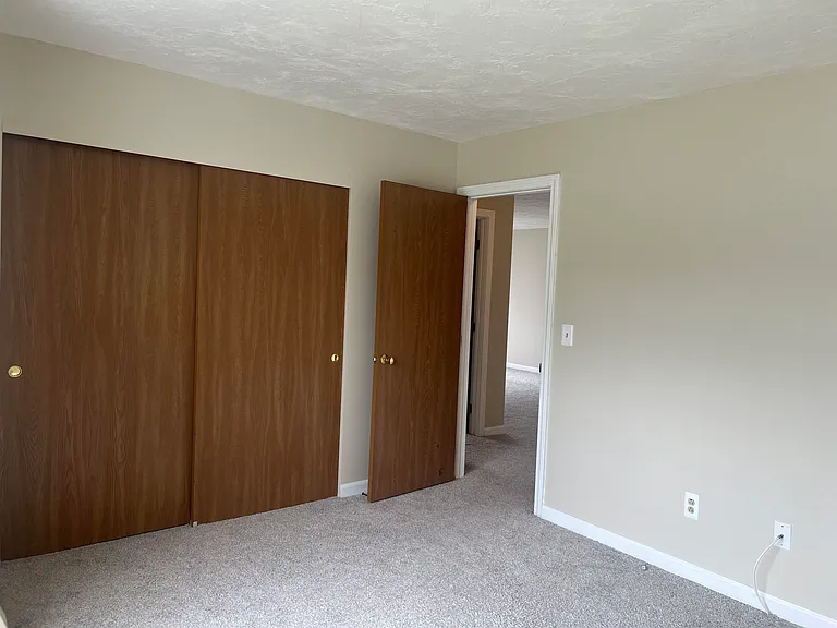 383 Huse Rd #25 — Photo 31