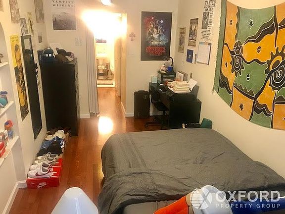 5th image of 304 E 78th St APT 2F
