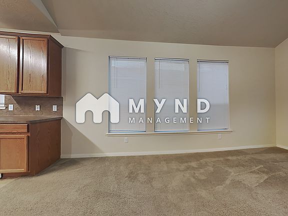 3rd image of 19118 Coxwold Ln