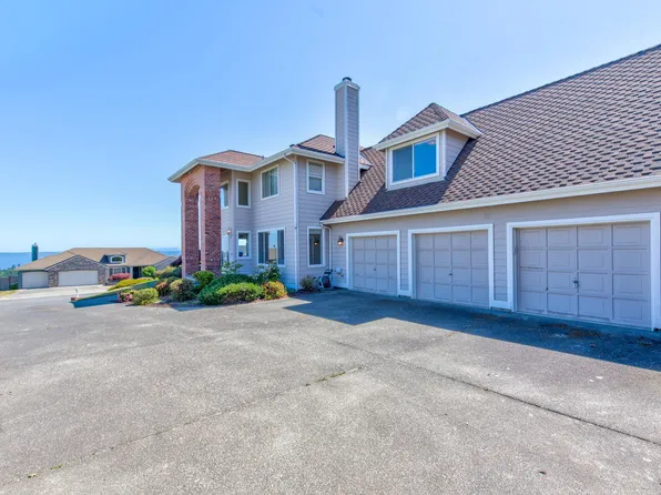 1920 Parkview Dr NE, Tacoma, WA 98422