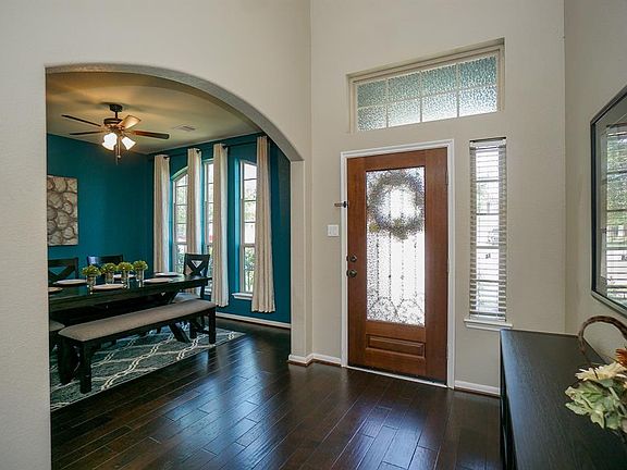 5th image of 4110 Churchill Place Ct