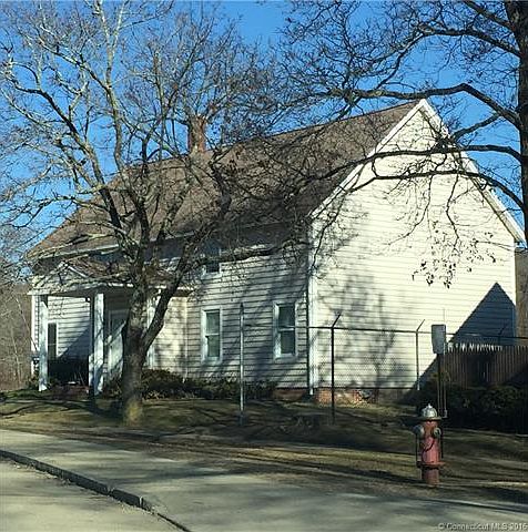 2nd image of 101 S Main St
