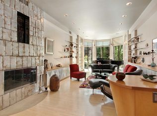 164 E 83rd St, New York, NY 10028