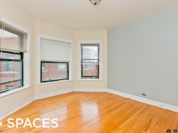 4th image of 843 W Cornelia Ave APT 2N