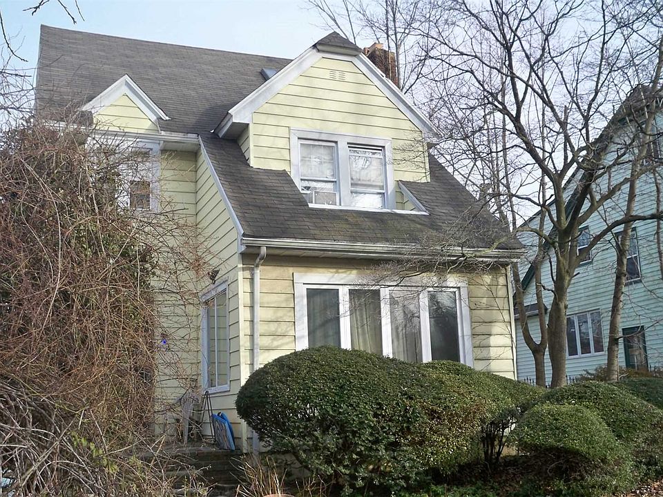 2nd image of 29-35 162nd St