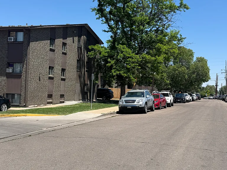 Orchard Glen Apartments — Photo 44