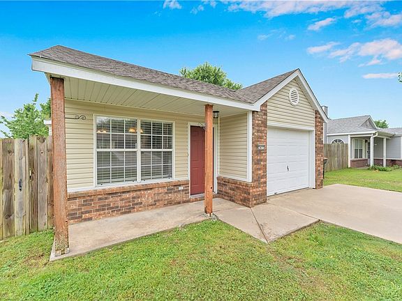 2nd image of 2473 Creekwood Ave