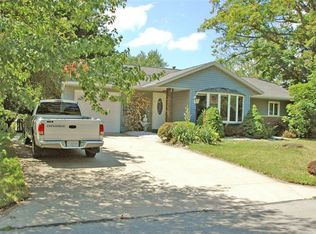 2016 N Glendale Dr, Fort Wayne, IN 46804