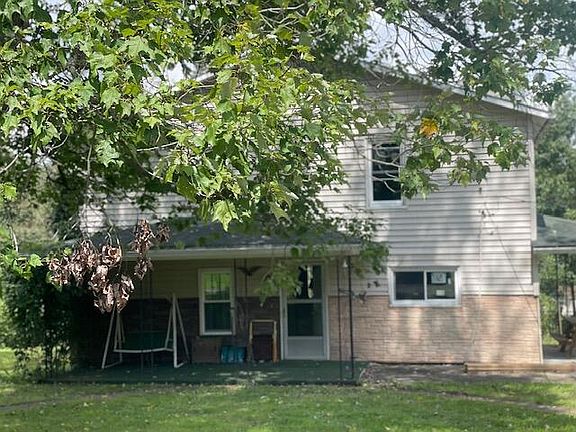 2nd image of 812 Kohlersburg Rd