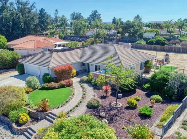 565 Redtail Meadow Ln, Arroyo Grande, CA 93420
