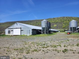 Roby Rd, Maysville, WV 26833