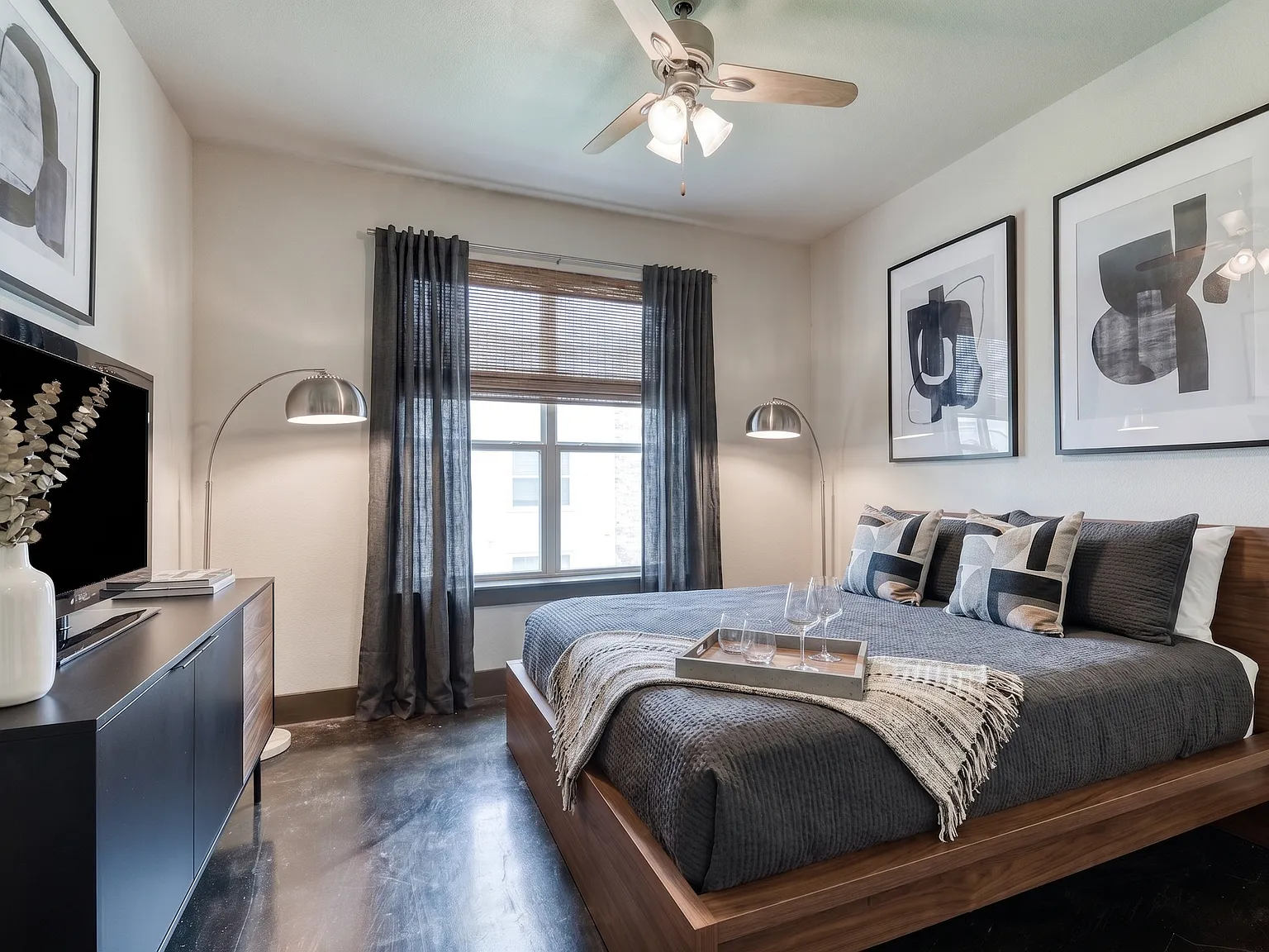 2 bed, 1199 sqft, $1,000 — Photo 2