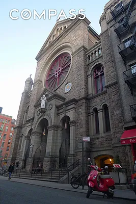 Rented by Compass | media 12