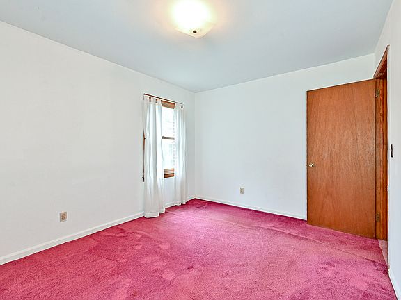 5th image of 4114 Brownlee Dr