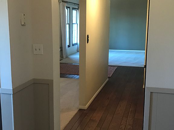 Kitchen/Dining Room Hallway