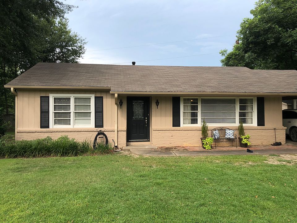 1st image of 108 Lee Cir