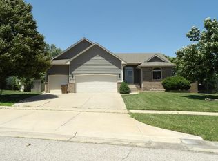 2218 E Tall Tree Rd, Derby, KS 67037