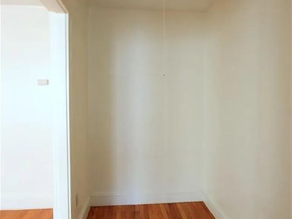 4th image of 172 Maple St APT 303