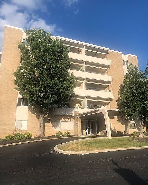 Cliff Towers Condominiums