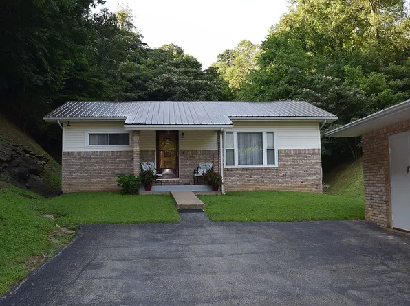 2856 E Shelbiana Rd, Pikeville, KY 41501
