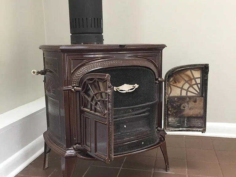 Vermont Castings Intrepid wood stove