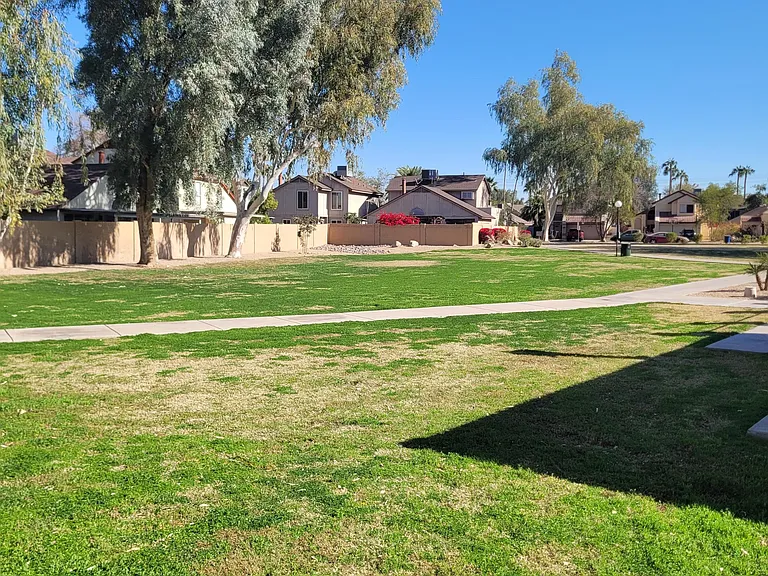 1622 N Comanche Dr — Photo 24