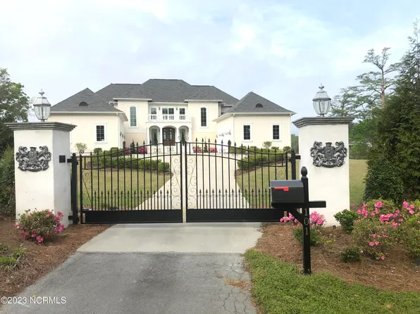 101 Trent Shores Drive, New Bern, NC 28562