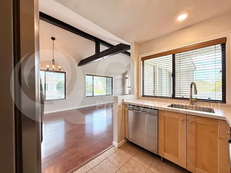 10115 E Mountain View Rd #2055 — Photo 6