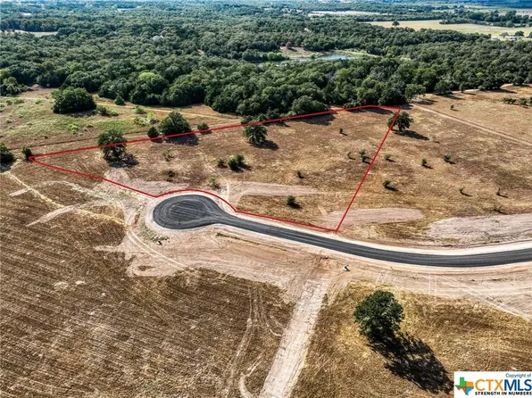 300 Feder Way, West Pt, TX 78963