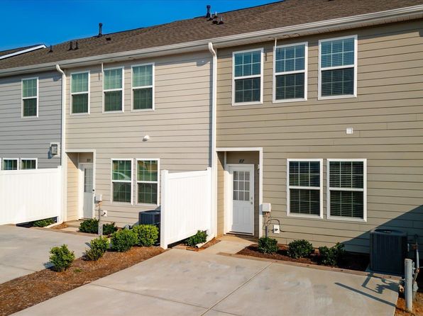 107 Sothel Ct, Greer, SC 29651