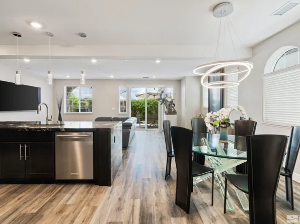 1253 Concho Trl, Gardnerville, NV 89410