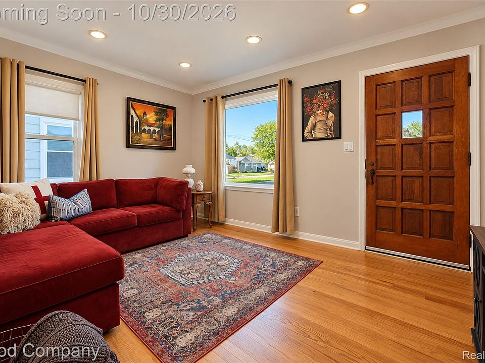 912 E Shevlin Ave, photo 4