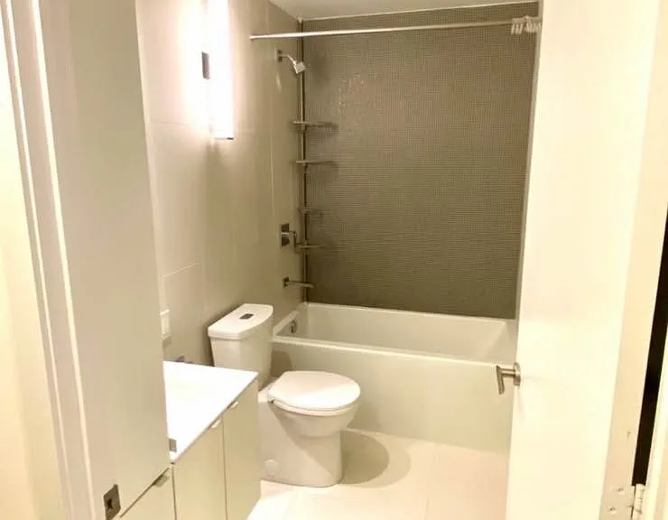 125 Peter St #607 — Photo 8