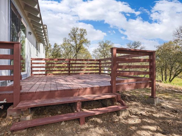 4896 Chuckwagon Dr, Copperopolis, CA 95228
