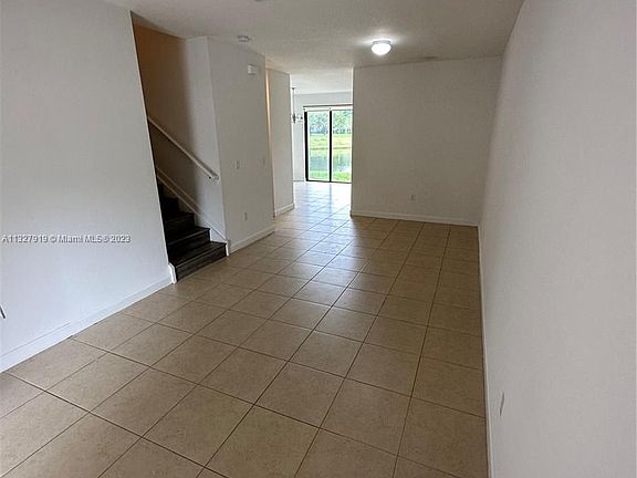 2nd image of 347 NE 194th Ln #347