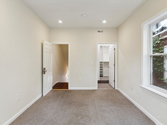 5th image of 1804 W Montgomery Ave