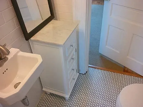 176 Home St #2 — Photo 10