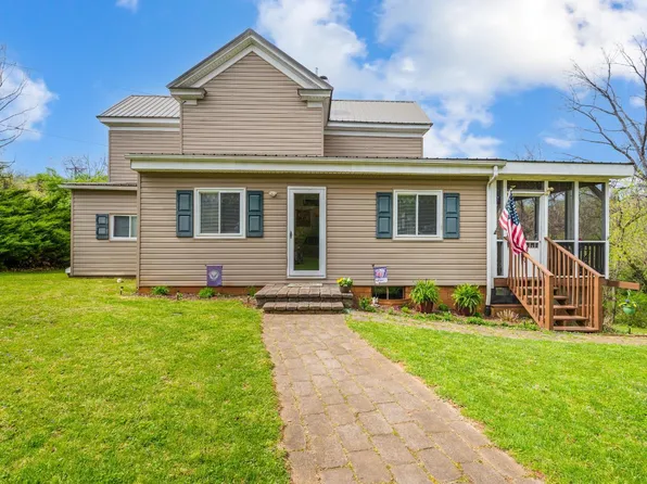 803 Old Forest Rd, Lynchburg, VA 24501