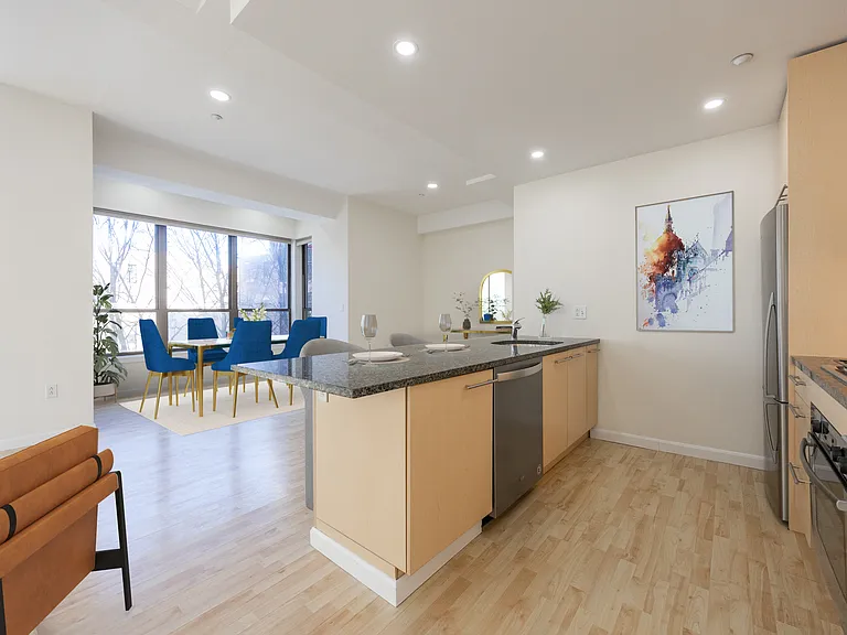 40 Fay St #302 — Photo 5